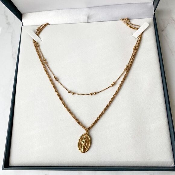 Set of Two Layered Necklace Gold - Picture 1 of 8